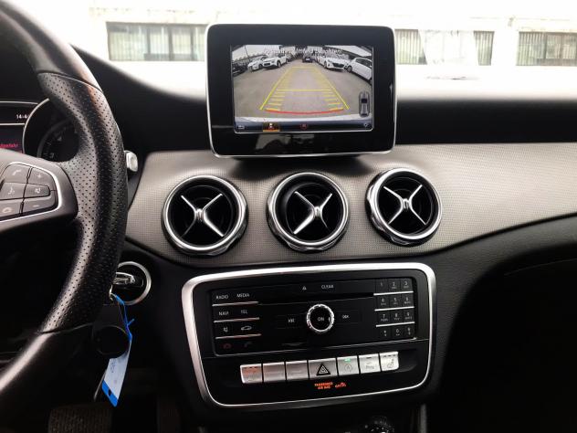 Mercedes-benz GLA 180 122CV 7G-TRONIC AUTOMATIC SPORT - LED NAV CARPLAY PELLE CAMERA SENSOR CERCHI R18 - Foto 8
