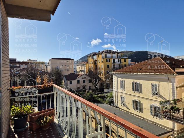 Albenga, soleggiato e centralissimo appartamento con terrazzo in centro - Foto 12
