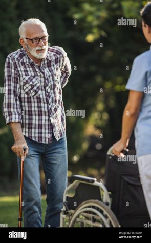 Badante per uomo - Pulizie domestiche - Autista B - Viaggi all'estero -