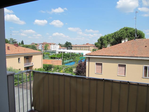1-9 SINGOLE A STUDENTESSE MATRICOLE LATERALE VIA SARAGOZZA - Foto 7