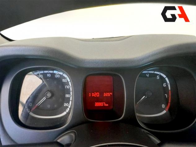FIAT Panda 1.0 FireFly S&S Hybrid City Life - Foto 8