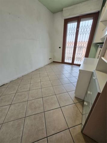 V001002 - MILANO Via Comasina 97 vendo TRILOCALE al piano alto con terrazzo - Foto 18