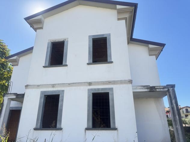Porzione di casa in vendita a Seravezza - Foto 2