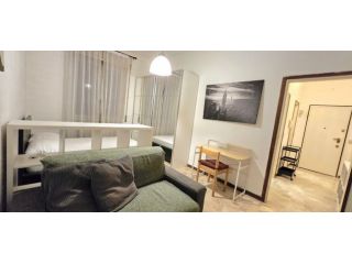 AMPIO MONOLOCALE ARREDATO MM2 UDINE/VIA TOLMEZZO