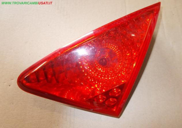 FANALE POST. PARTE INT. D. PEUGEOT 3008 (T8)  Parti elettriche  Fanaleria  Fanali  Fanale post. sx. PEUGEOT - 3008 - 01-04-2009 - 01-01-2014