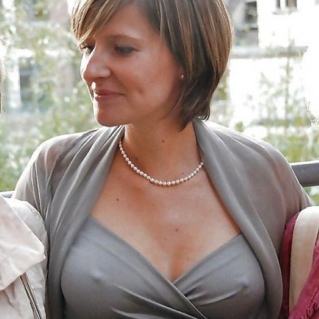 Serena, 44 anni, single Tel: