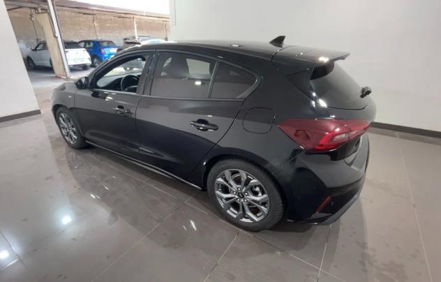 Ford Focus 1.0 EcoBoost Hybrid 155 CV 5p. ST-Line - Foto 2