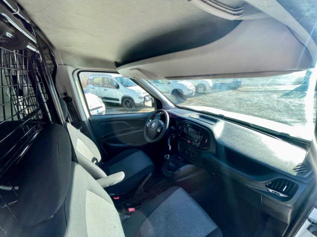 Fiat Doblo Dobl1.6 MJT 105CV PC-TN 12-2020 - Foto 10