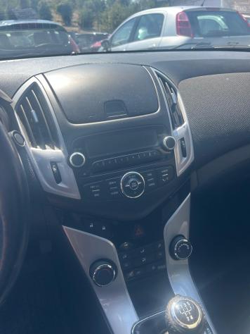 Chevrolet Cruze 1.8 5 porte LT GPL - Foto 8