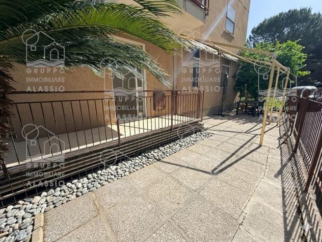Albenga, nelle vicinanze del centro, trilocale ristrutturato, dotato di box auto - Foto 10