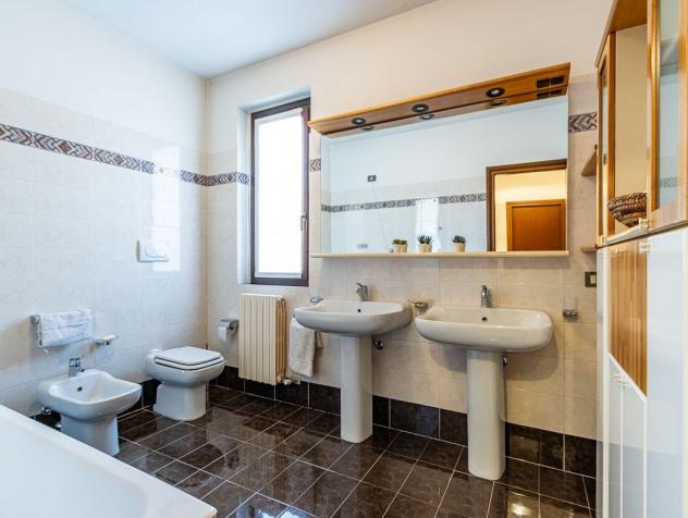 Porzione di bifamigliare con giardino a Casatenovo - Foto 8