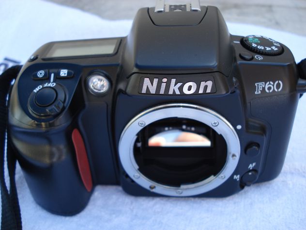 MACCHINA FOTOGRAFICA NIKON CON OBBIETTIVO 28 -105 - Foto 8