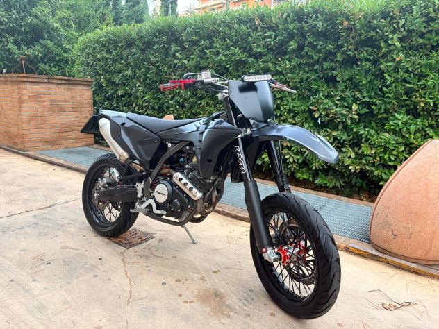 Vendo splendida Fantic Motard XMF 125 4 tempi - Foto 5