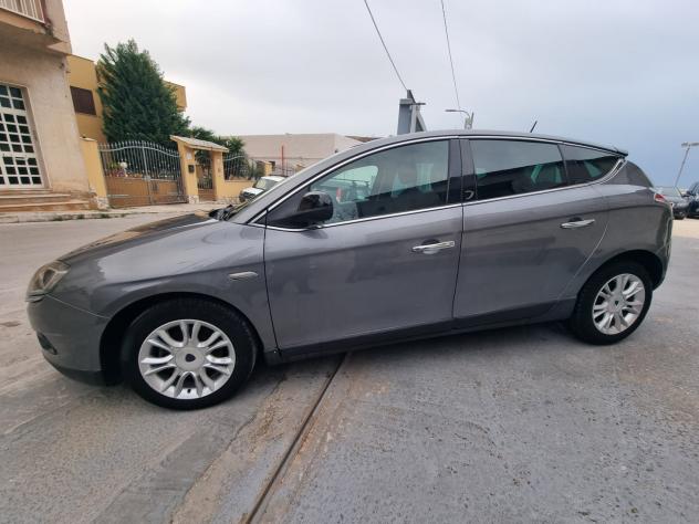 Lancia Delta 1.6 MJT DPF Argento - Foto 6