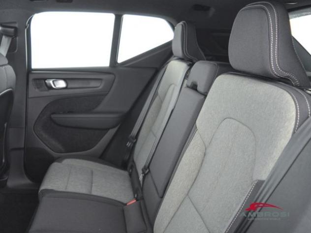 VOLVO XC40 B3 Mild hybrid Benzina Plus Dark rif. 23867688 - Foto 10