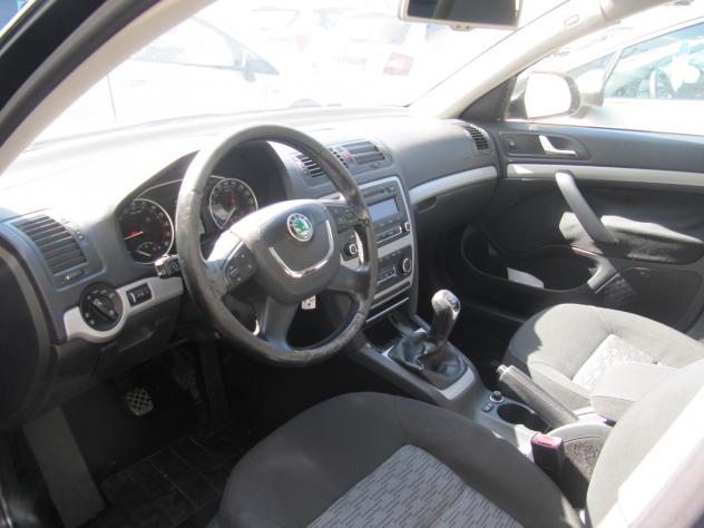 Skoda Octavia 1.6 TDI CR 105 CV Wagon Ambition - Foto 8