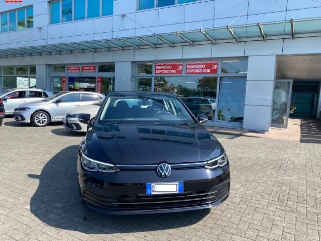 VOLKSWAGEN Golf 1.0 eTSI EVO DSG Life rif. 24059193 - Foto 2