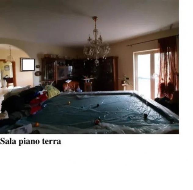 Immobile in asta di 208 m² in vendita a Castelnuovo di Farfa - Foto 2