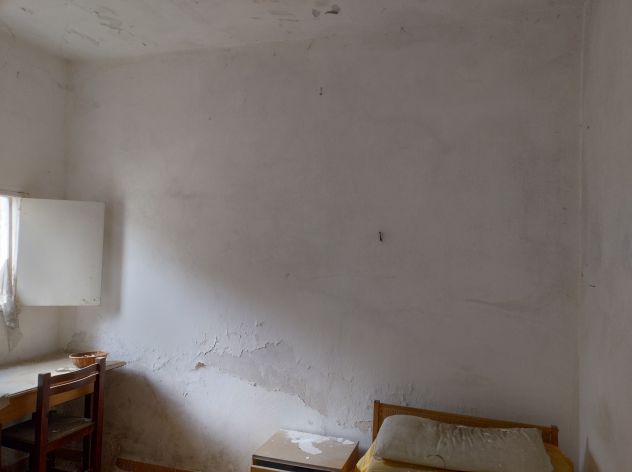 FinImmobil VENDE in Guagnano (LE) alla Via A. De Gasperi 32/34 casa+giardino - Foto 4