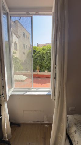 ELEGENTE APPARTAMENTO NEL CENTRO STORICO DI SALERNO - Foto 9
