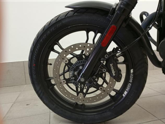 Moto Guzzi V7 III Stone ABS - Foto 8