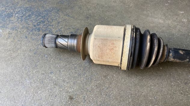 Semiasse anteriore DX Nissan Navara 2.3DCI D23 del 2018 (391004JA0B) - Foto 3