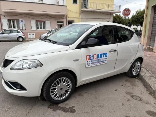 LANCIA YPSILON 1.2 BENZ-GPL CASA MADRE DICEM 2016 103000 KM PERFETTA - Foto 4