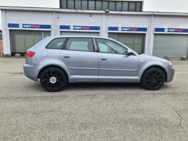 Audi A3 SPB 2.0 16V TDI Ambition - Foto 5