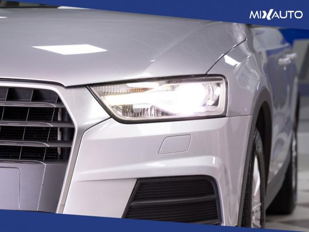 Audi Q3 2.0 TDI 120CV - Foto 10