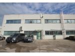 Capannone industriale di 4 locali in Affitto[693 mq]