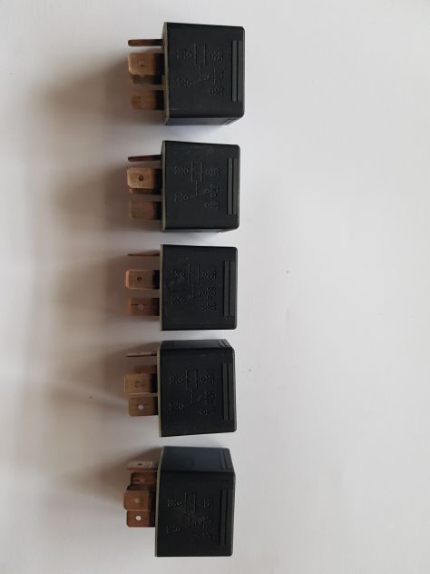 Relè bosch 24 volt 332 209 202 5 pz con dettagli in foto - Foto 5