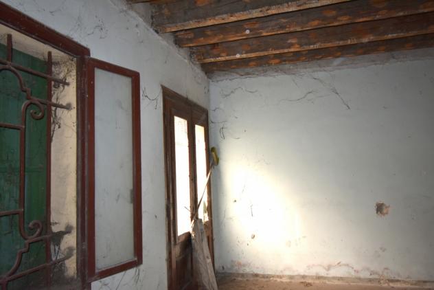 RUSTICO di 10 vani e di 500 mq (VAZZOLA) rif. RG44_9 - Foto 17
