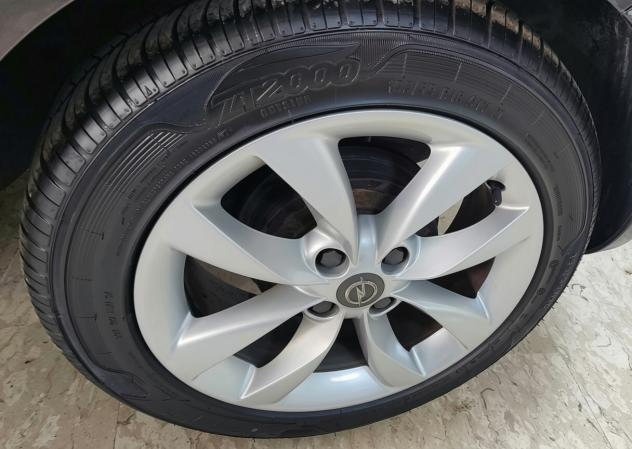 Opel Adam 1.4 87 CV GPL Tech Jam - Foto 4