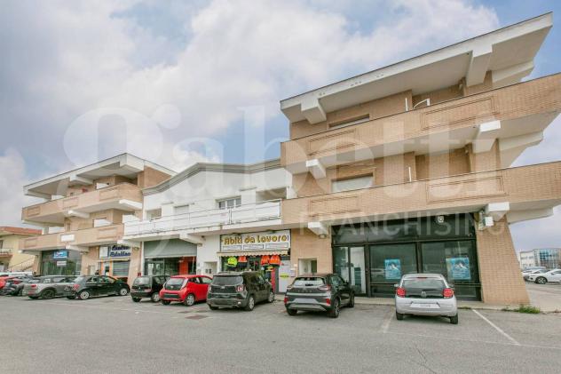 Negozio - Pomezia . Rif.: Cod. rif 3330839VCG - Foto 20