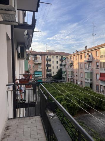 APPARTAMENTO di 5 vani e di 100 mq (BOLOGNA) rif. MARZ9_1 - Foto 14