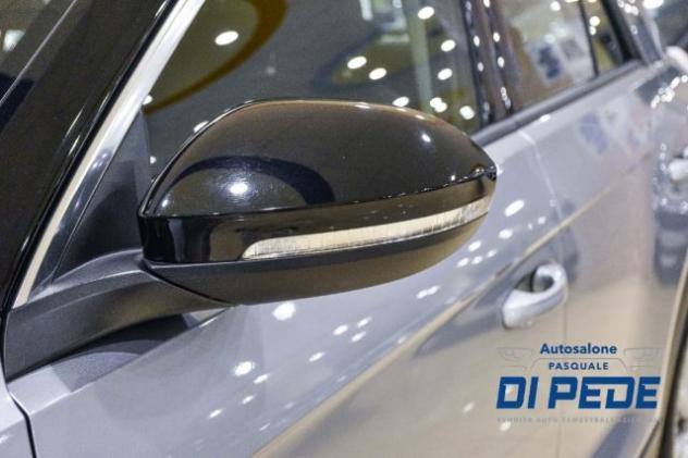 VOLKSWAGEN T-Roc 1.5 TSI ACT DSG R-Line rif. 23419853 - Foto 9