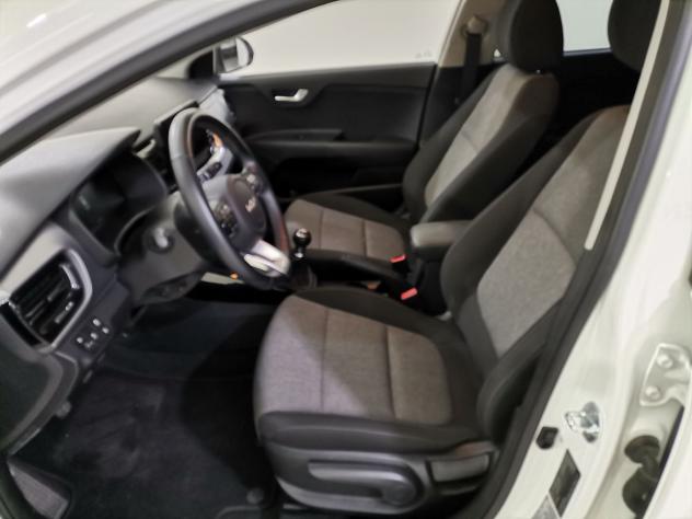 Kia Stonic Stonic 1.2 MPI Style - Foto 9