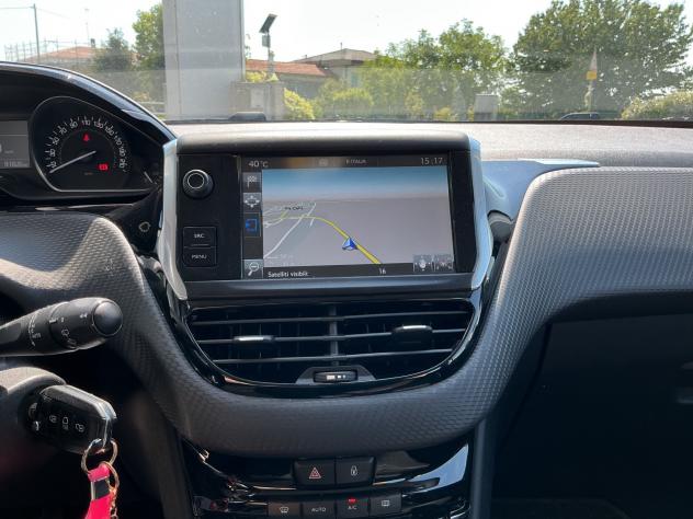 Peugeot 208 1.2 benzina Neopatentati - Foto 4