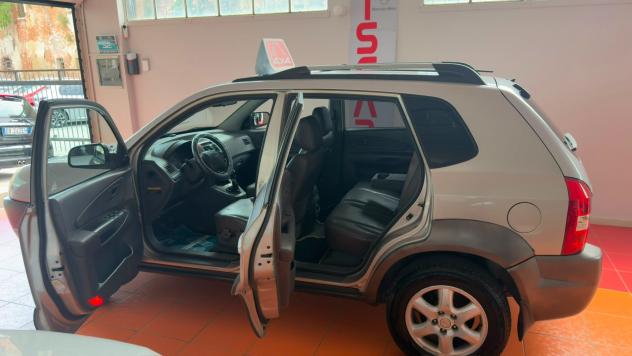 Hyundai Tucson 2.0 CRDi TD Dynamic - Foto 9
