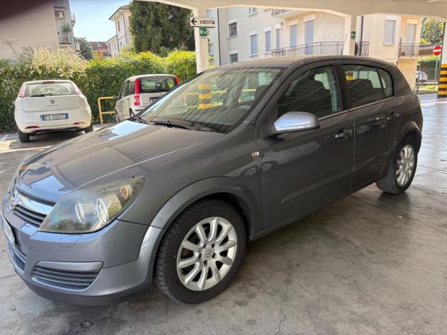 Opel Astra 1.7 CDTI berlina ok neo patentati - Foto 2