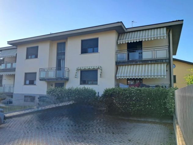 Buguggiate - Appartamento con giardino privato - Foto 2