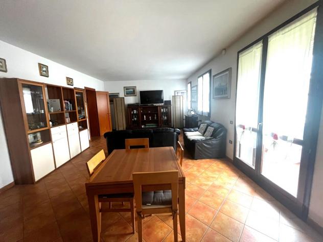 BIFAMILIARE di 5 vani e di 120 mq (CAMPI BISENZIO) rif. L1367 - Foto 6