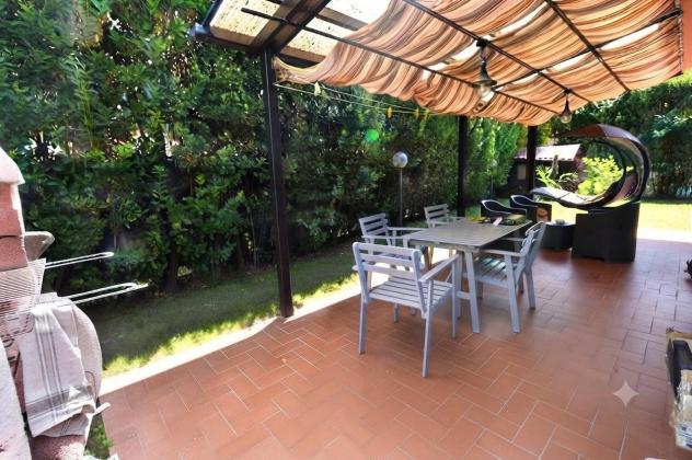 Villa in vendita a Tempagnano di Lunata - Lucca 193 mq Rif: 1427141 - Foto 7