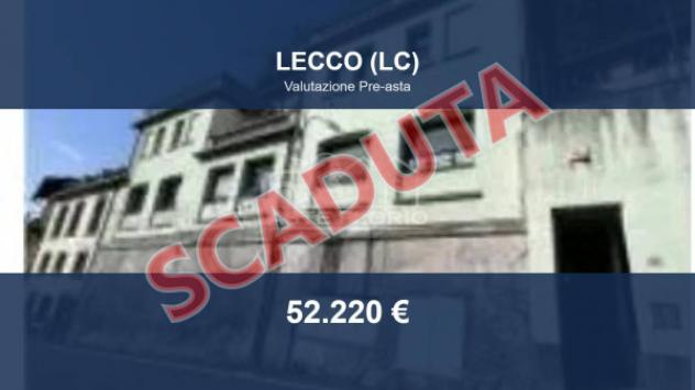 Immobile in asta di 775 m² con più di 5 locali in vendita a Lecco