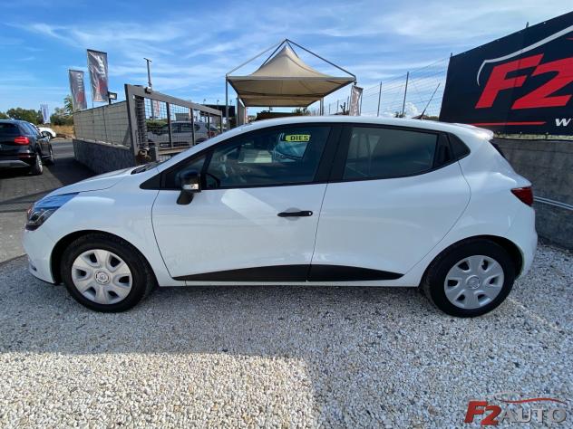 RENAULT CLIO VAN 1.5 DIESEL 75 CV ENERGY - Foto 3