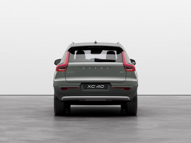 Volvo XC40 B3 163+11 CV Mild Hybrid Automatico Core N1 Autocarro - Foto 4