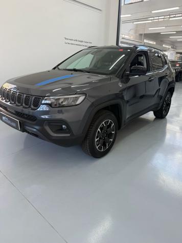 Jeep Compass 1.3 Turbo T4 240 CV PHEV AT6 4xe Trailhawk - Foto 2