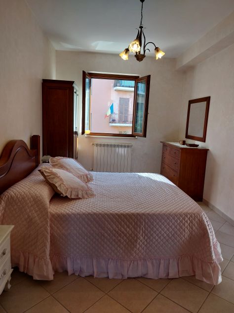 In trattativa privata appartamento recente costruzione 85mq 4/5 vani due livelli - Foto 5