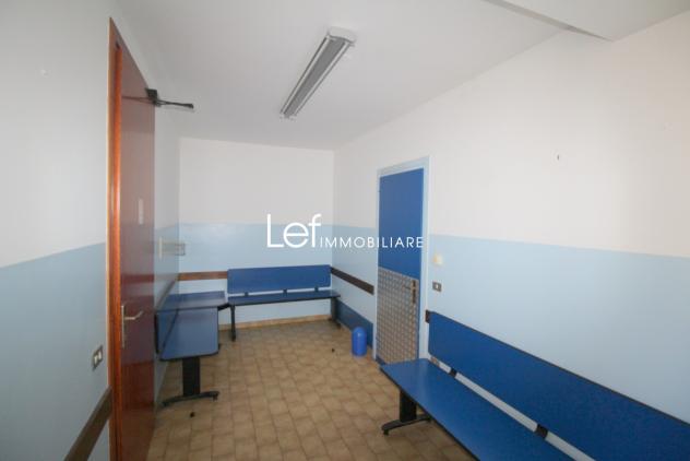 UFFICIO di 83 mq (PIEVE DI SOLIGO) rif. AA62 - Foto 2