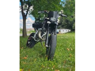 Husquarna sm 125
